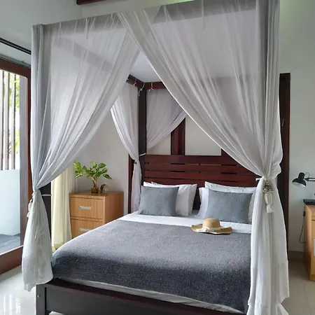 Dim House Jimbaran Bed & Breakfast